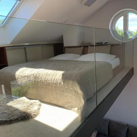 Palava 1 S Terasou A Vyhledem Na Jezero Apartment *